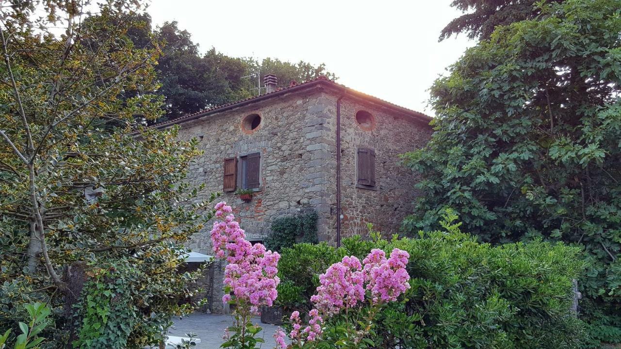 Ai Chiosi Affittacamere Pontremoli Bagian luar foto