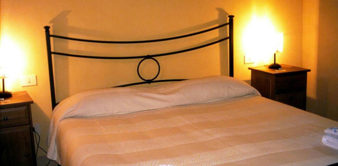 Ai Chiosi Affittacamere Pontremoli Bagian luar foto